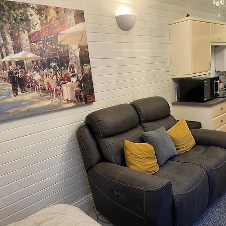 Cosy Cabin By The Seaside With Hot Tub Apartamento Birchington-on-Sea Exterior foto