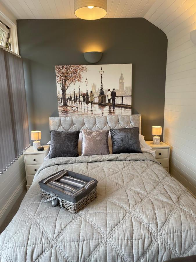 Cosy Cabin By The Seaside With Hot Tub Apartamento Birchington-on-Sea Exterior foto
